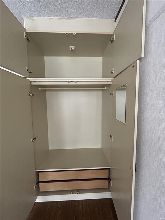 物件内観写真18　(収納)