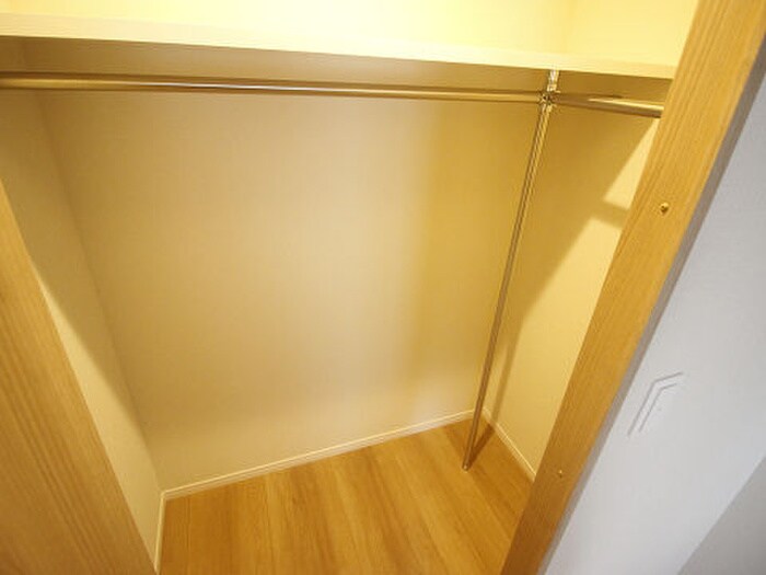 物件内観写真10　(収納)