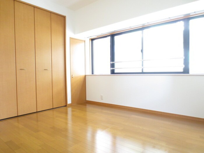 物件内観写真6　(居室)