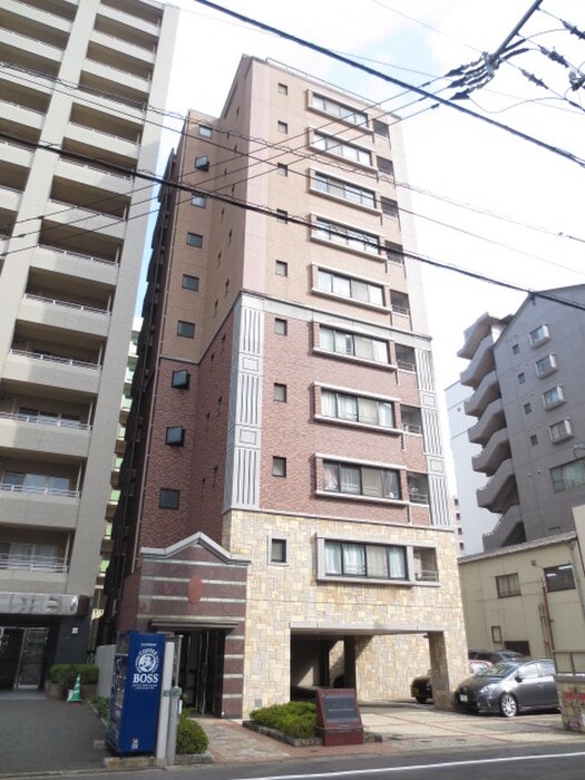 物件外観写真4　(駐車場)