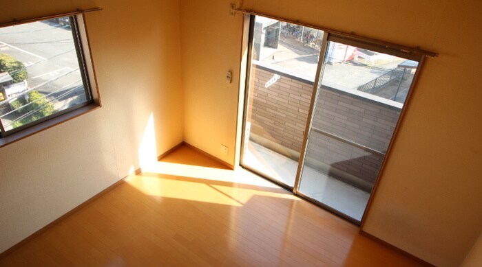 物件内観写真5　(居室)