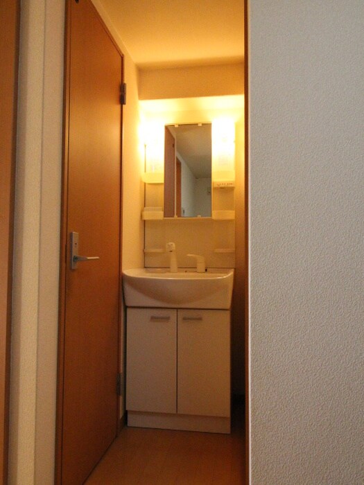 物件内観写真8　(洗面)