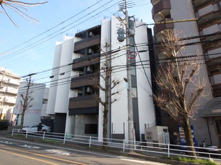 ガレット大池通り外観写真