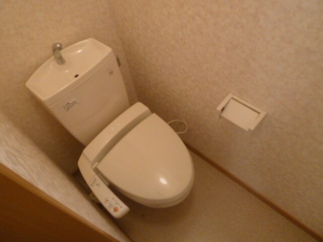 物件内観写真12　(トイレ)