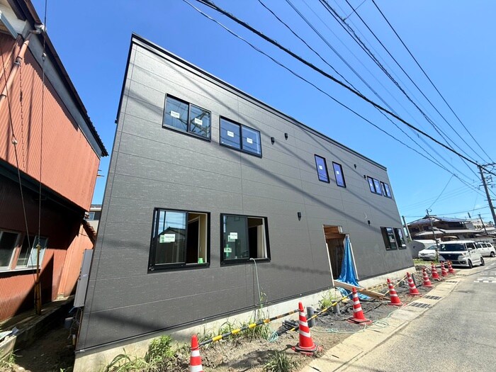 物件外観写真4　(外観写真)