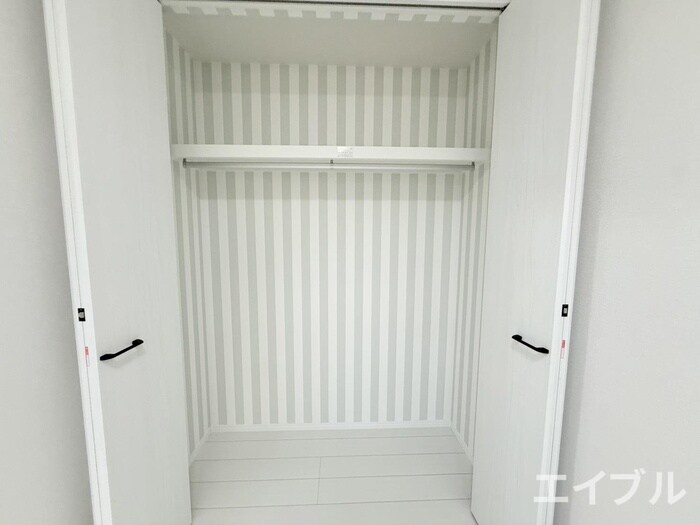 物件内観写真12　(収納)