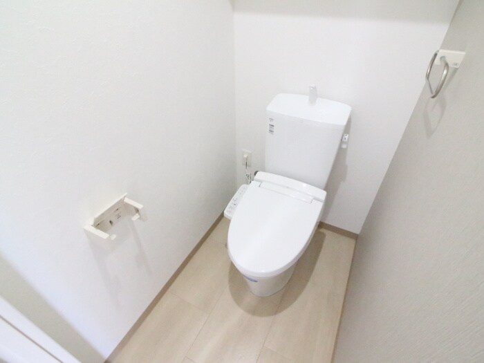 物件内観写真13　(トイレ)