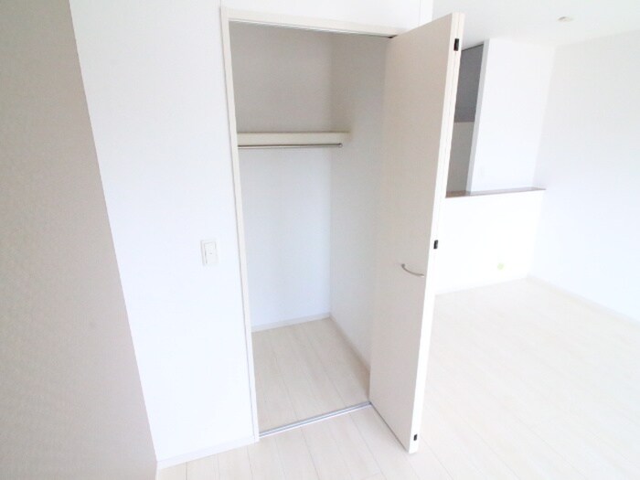 物件内観写真17　(収納)