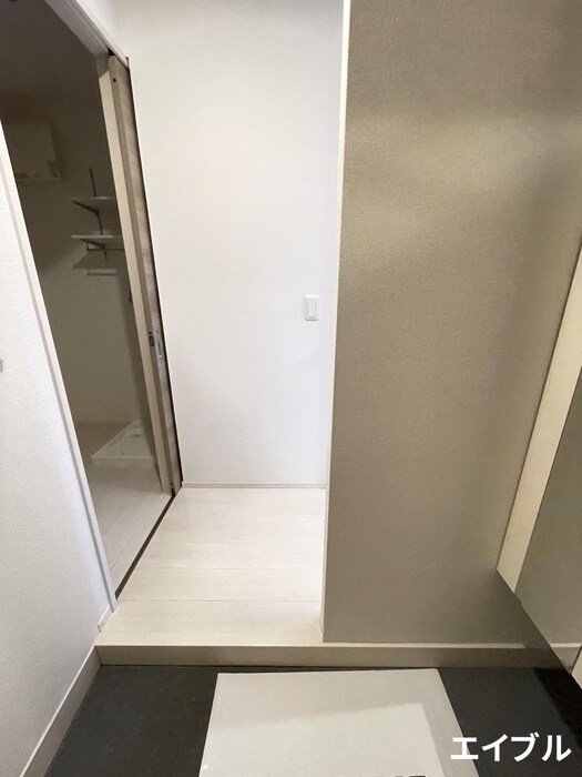 物件内観写真20　(玄関)
