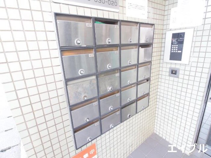 物件外観写真6　(建物設備)