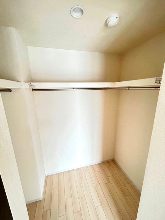 物件内観写真10　(収納)