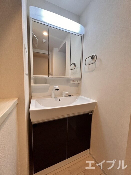 物件内観写真11　(洗面)