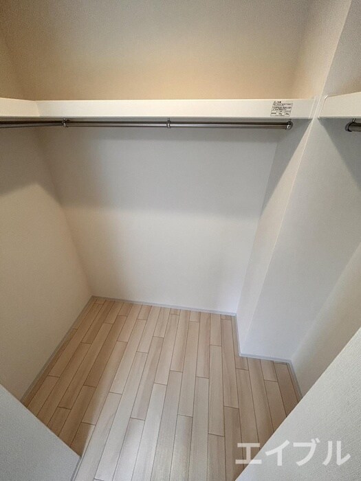 物件内観写真12　(収納)