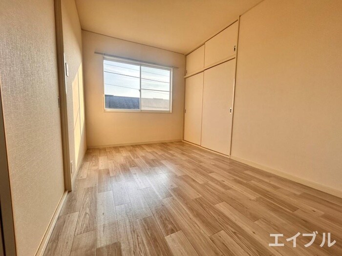 物件内観写真9　(居室)