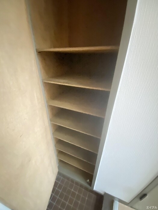 物件内観写真16　(靴箱)