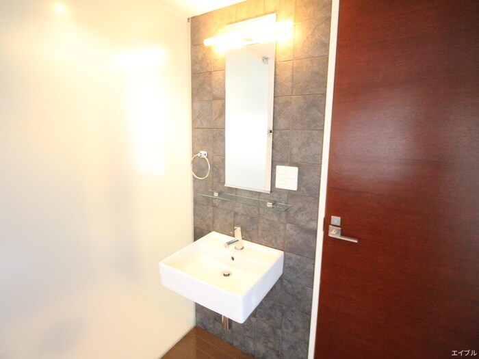 物件内観写真11　(洗面)