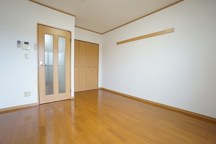 物件内観写真7　(内観写真)