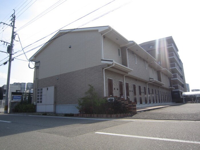 物件外観写真2　(外観写真)