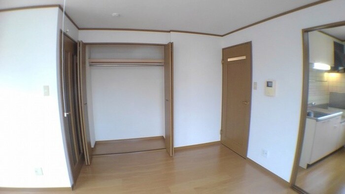 物件内観写真10　(収納)