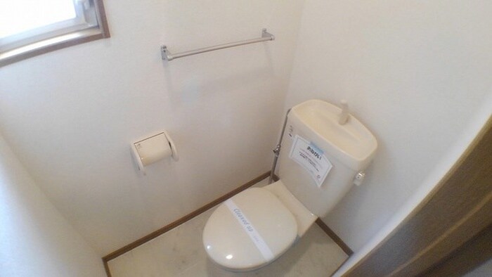 物件内観写真14　(トイレ)