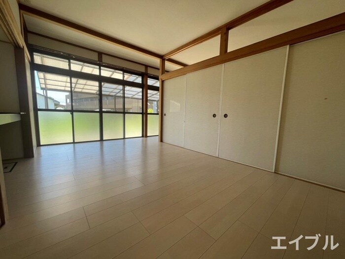 物件内観写真8　(居室)