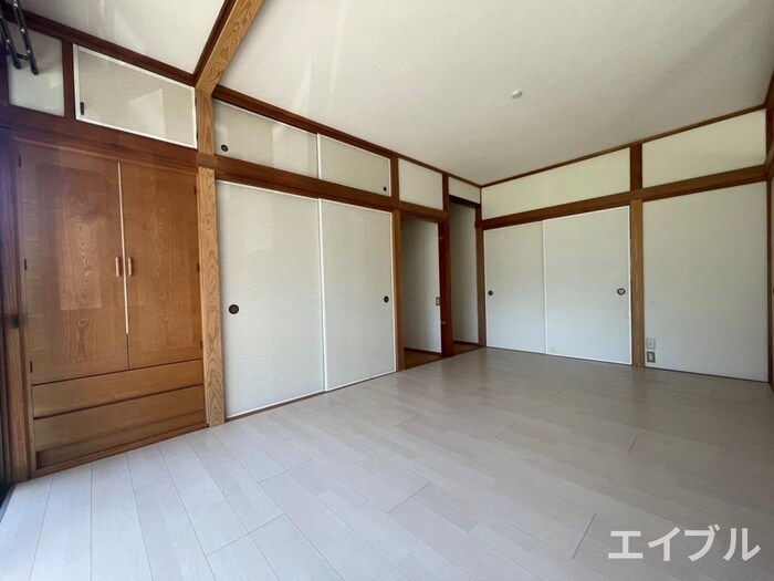 物件内観写真9　(居室)