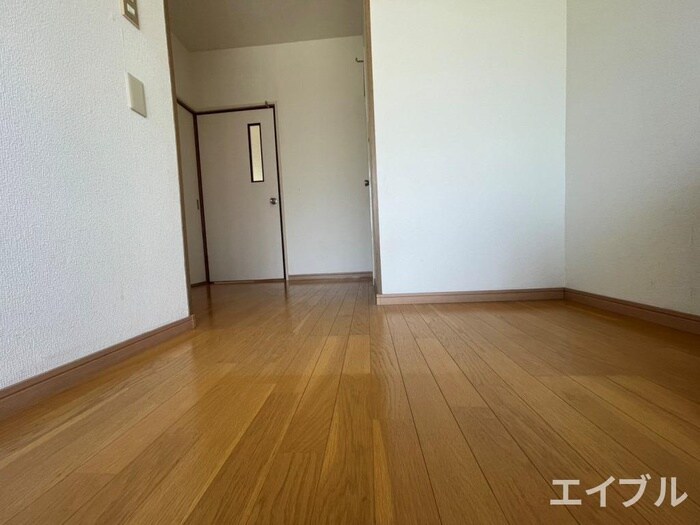 物件内観写真19　(廊下)