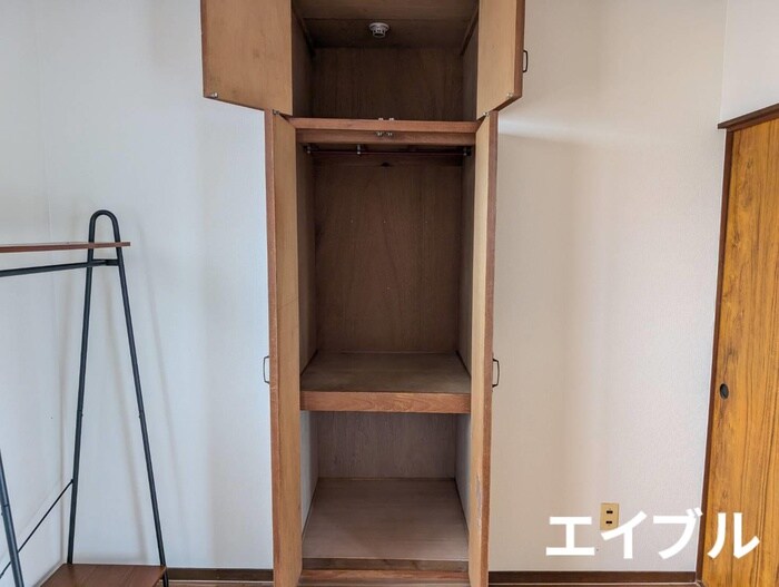 物件内観写真12　(収納)