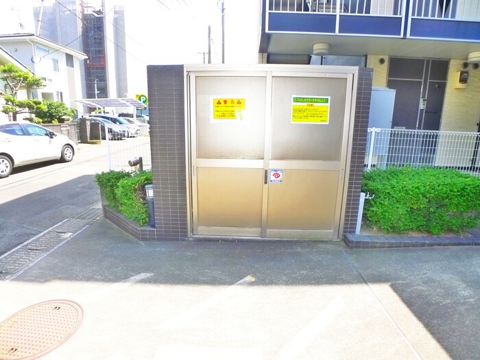 物件外観写真6　(建物設備)