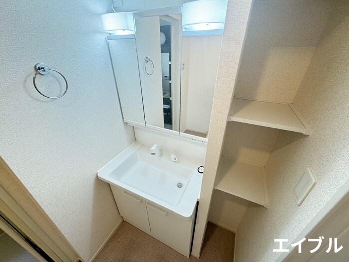 物件内観写真13　(洗面)