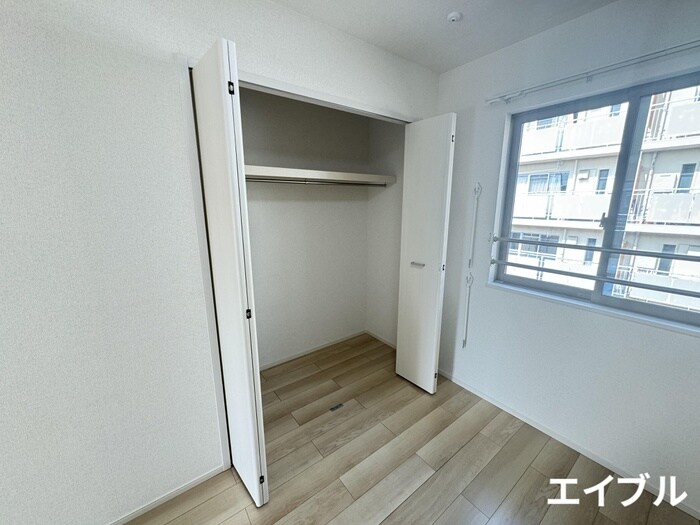 物件内観写真18　(収納)