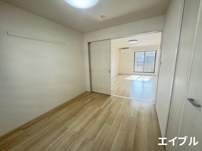 物件内観写真19　(居室)