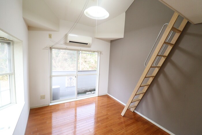 物件内観写真6　(居室)