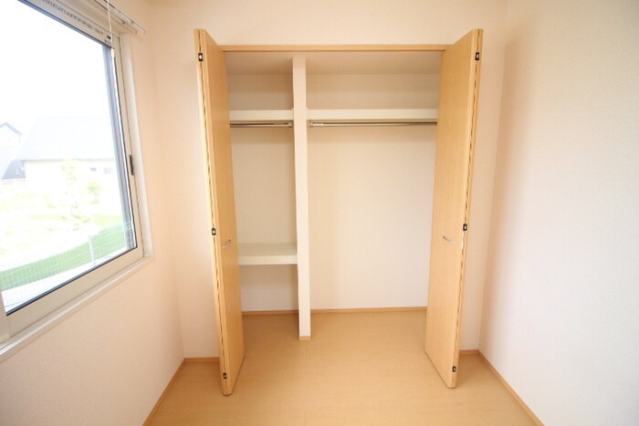 物件内観写真13　(収納)