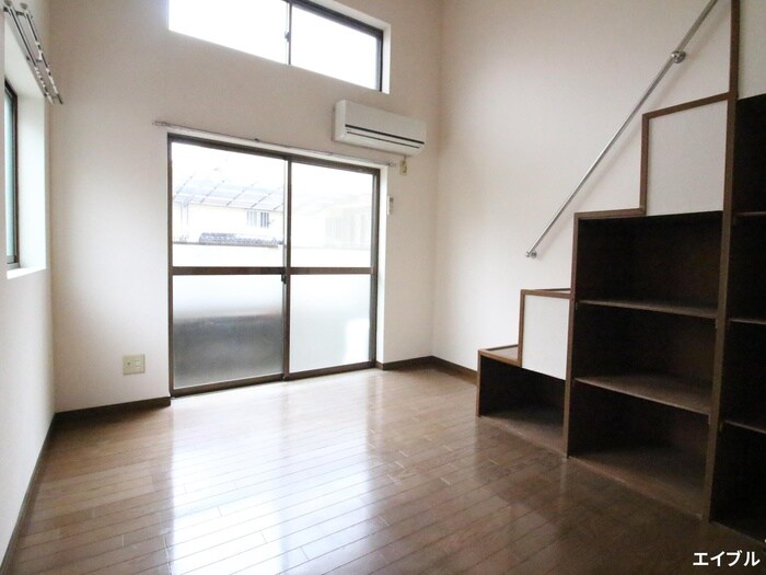 物件内観写真7　(居室)