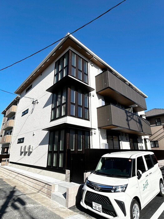 物件外観写真1　(外観写真)