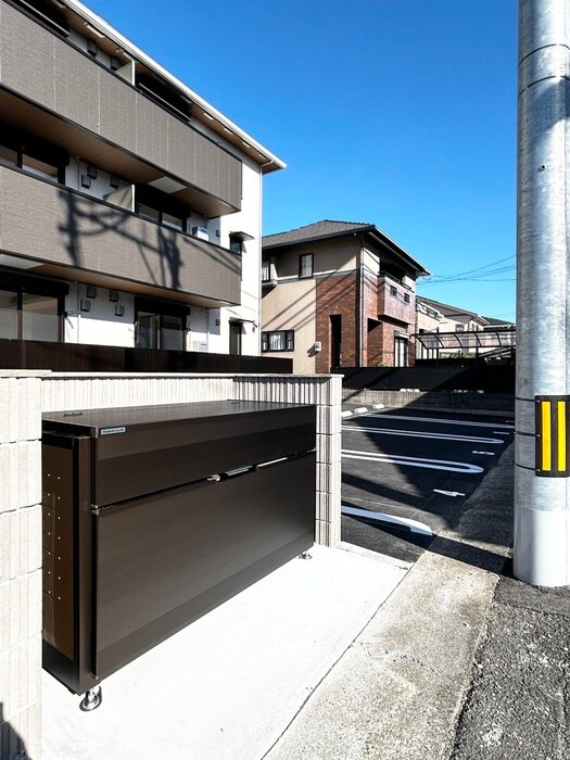 物件外観写真4　(建物設備)