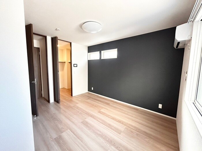 物件内観写真19　(居室)