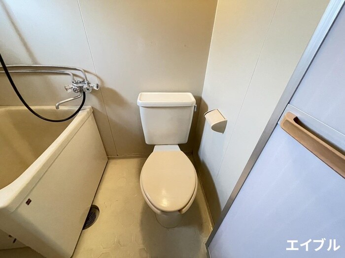 物件内観写真9　(トイレ)