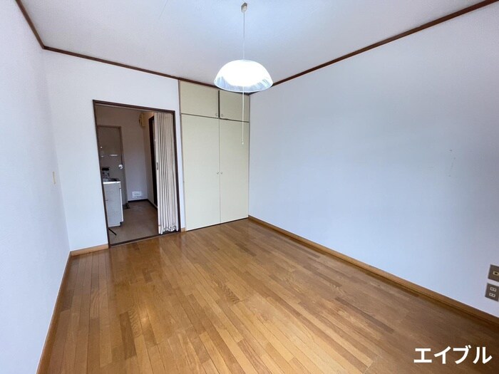 物件内観写真13　(居室)