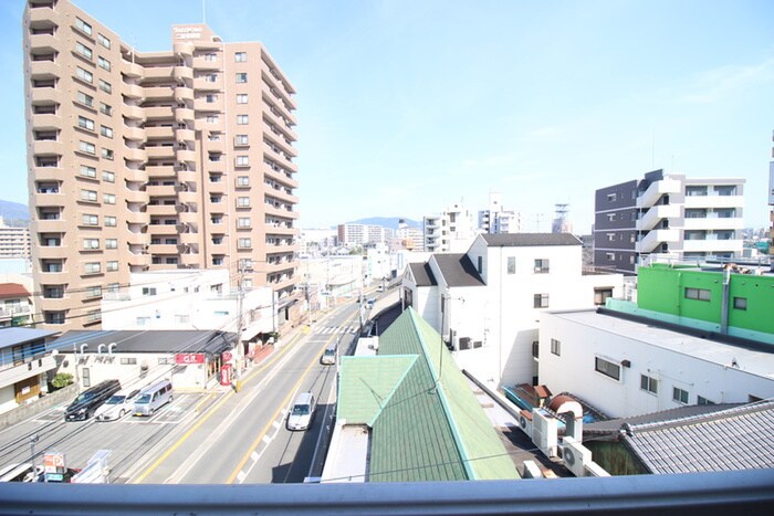 物件内観写真18　(室内からの展望)