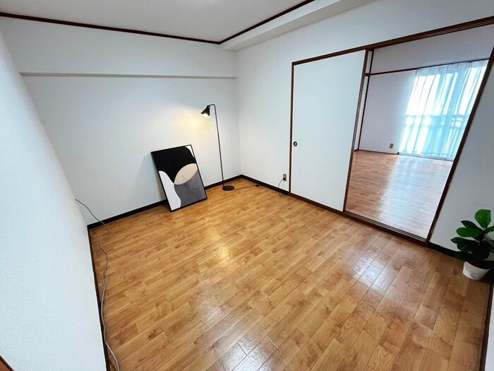 物件内観写真13　(居室)
