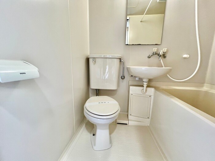 物件内観写真9　(トイレ)