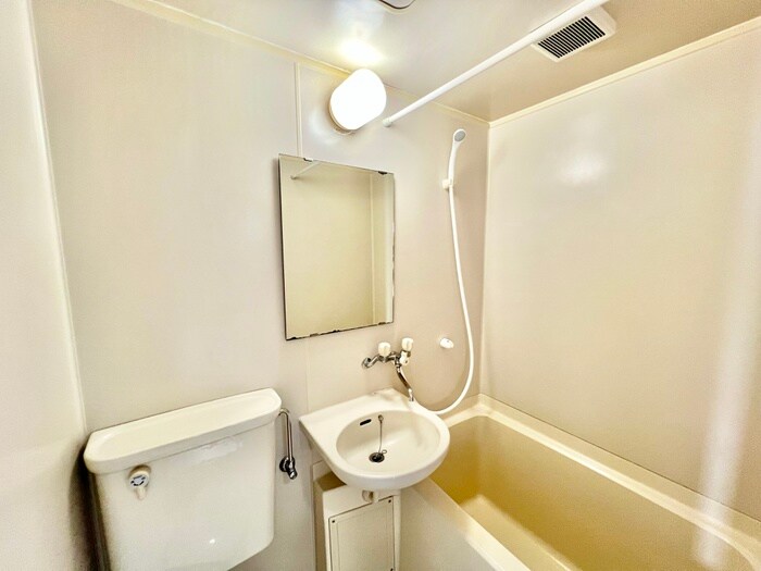 物件内観写真10　(洗面)