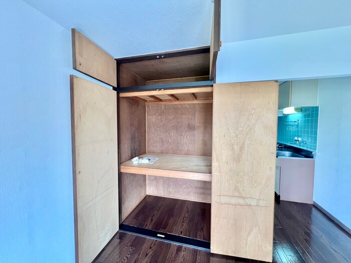 物件内観写真11　(収納)