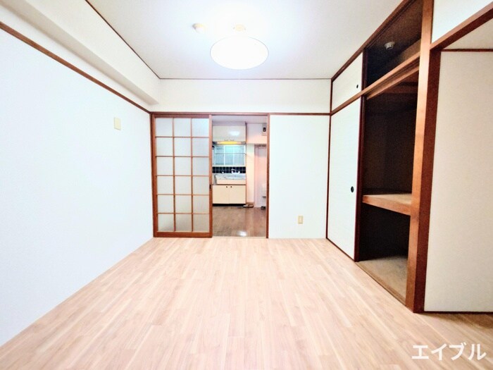 物件内観写真7　(居室)
