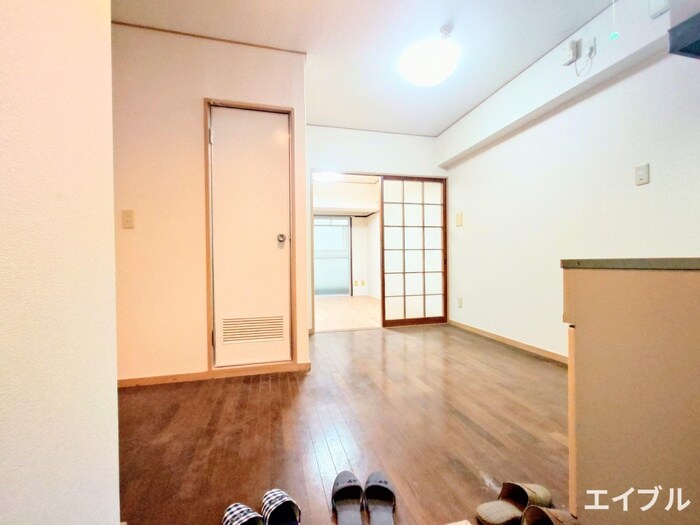 物件内観写真15　(廊下)