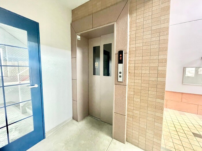 物件外観写真4　(建物設備)