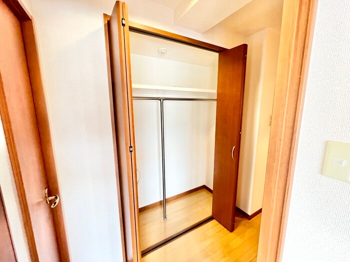 物件内観写真15　(収納)