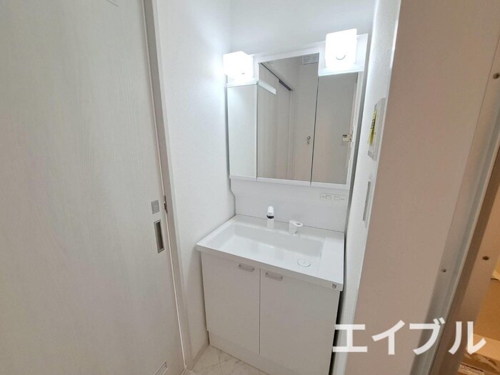 物件内観写真10　(洗面)